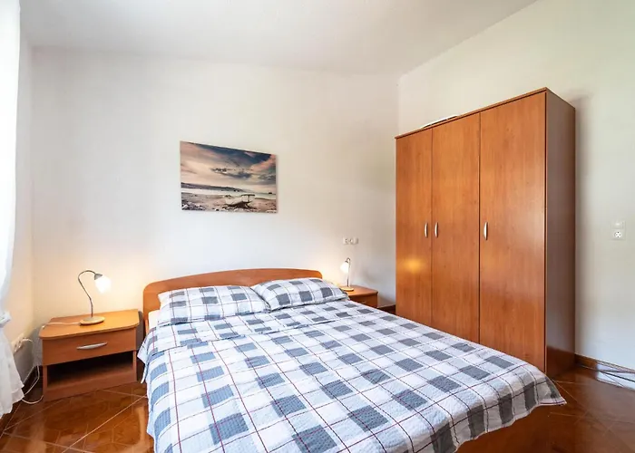 Διαμέρισμα In Starigrad Paklenica